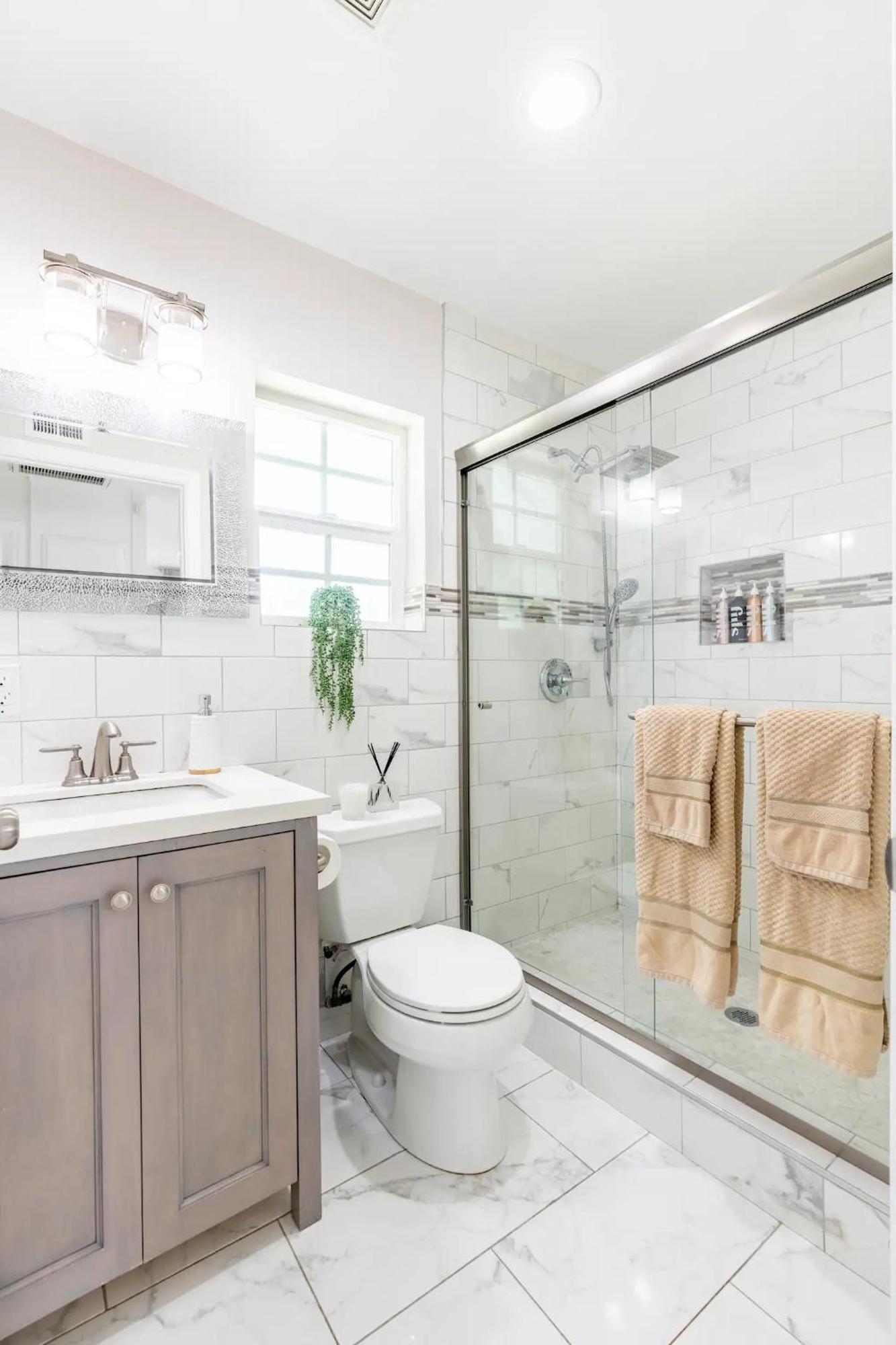 Сasa de vacaciones New Luxury Entertaining House With Pool Sauna Tesla Charger Pets Los Ángeles